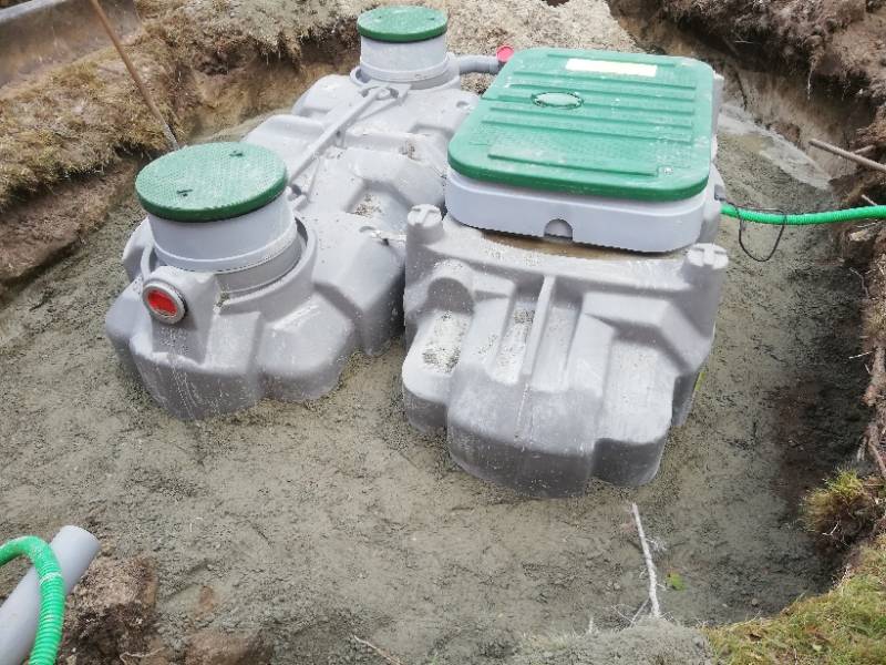 Pose de micro station autonome sur Biscarrosse